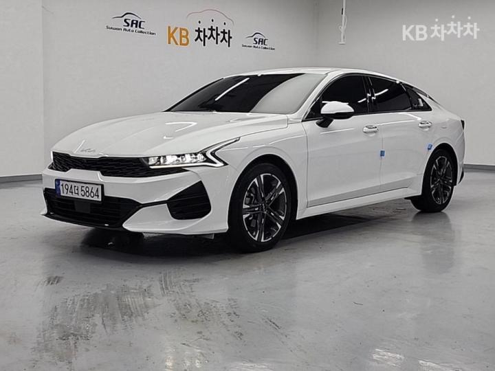 Kia K5 2.0 LPI — foto 1