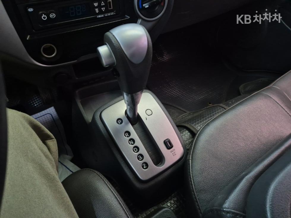 2014 - kia bongo iii