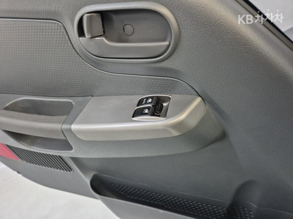 2014 - kia bongo iii
