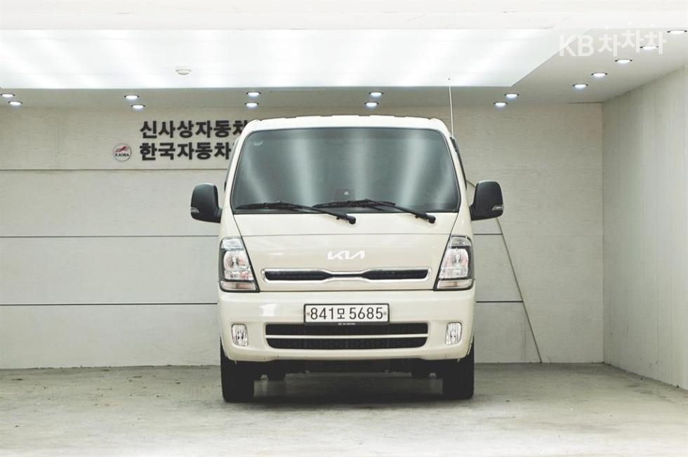 2022 - kia bongo iii