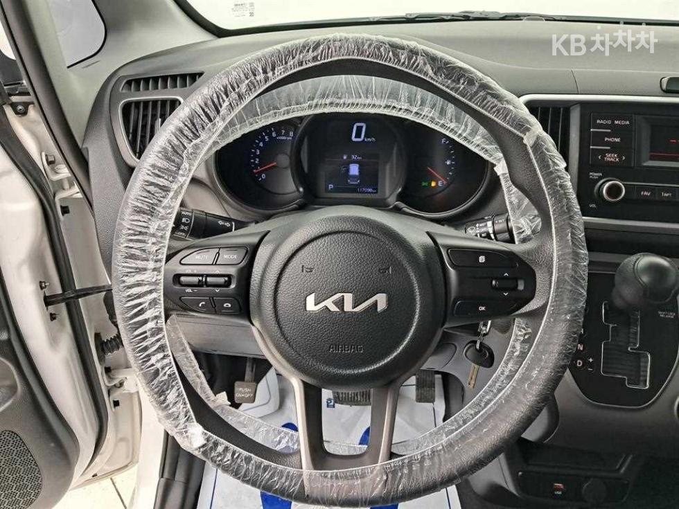 2022 - kia ray