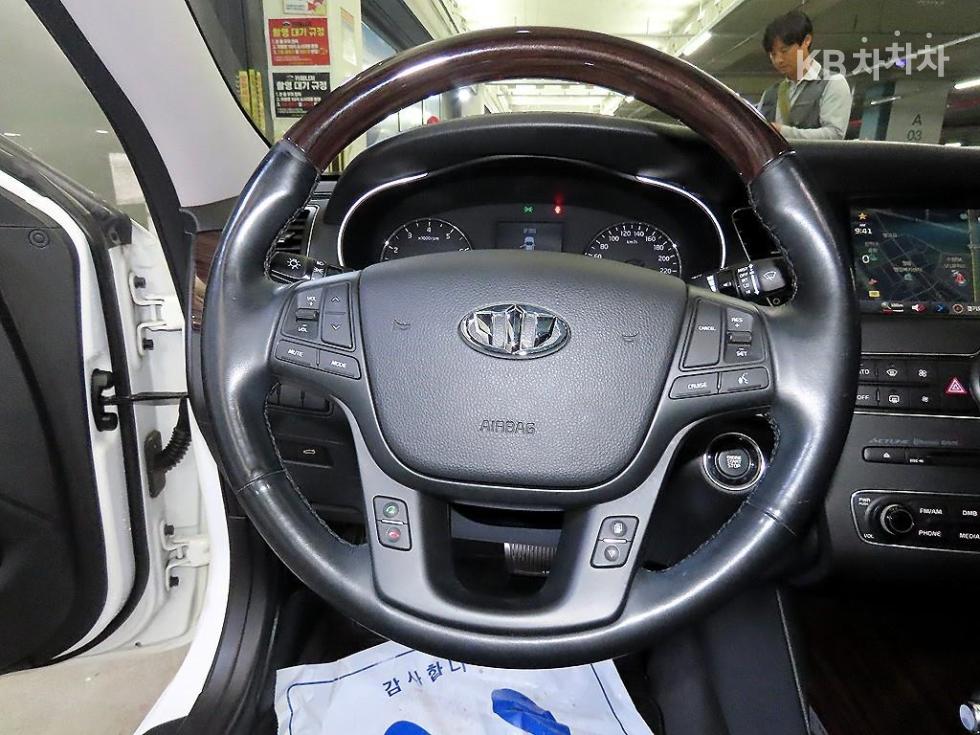 2016 - kia k7