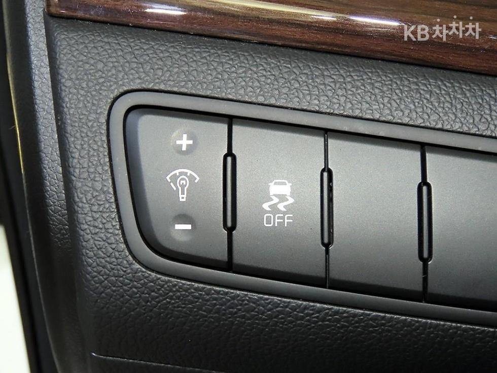 2016 - kia k7