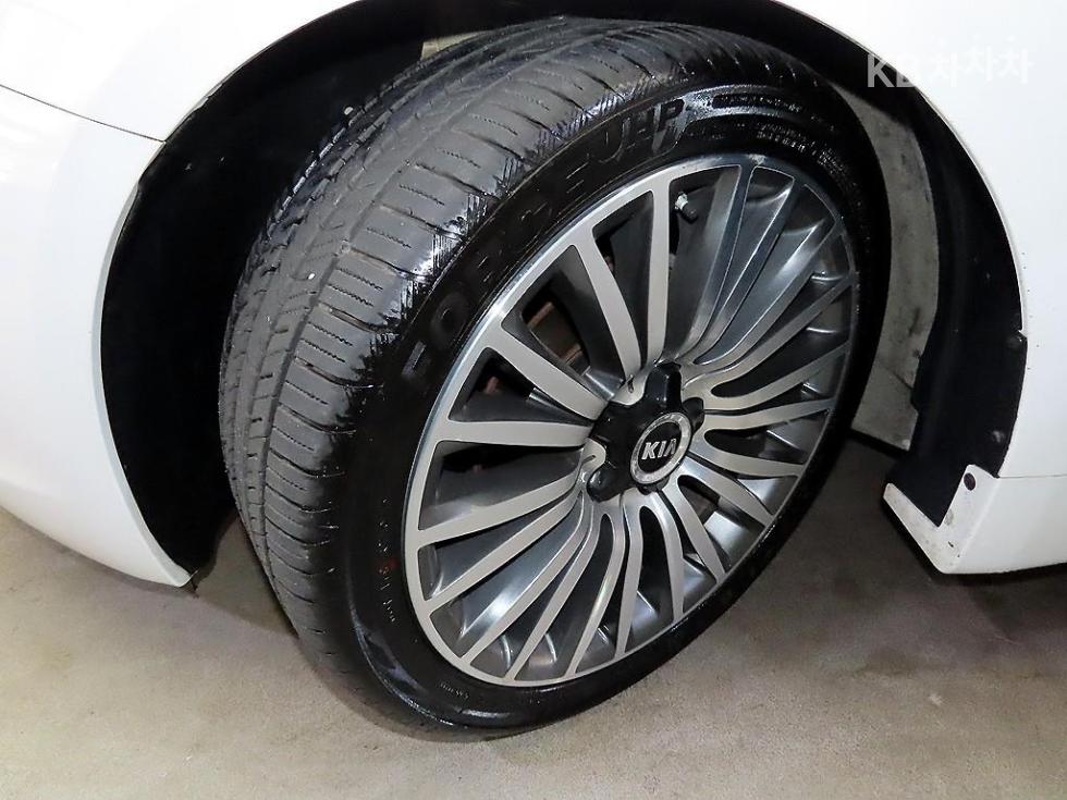 2016 - kia k7