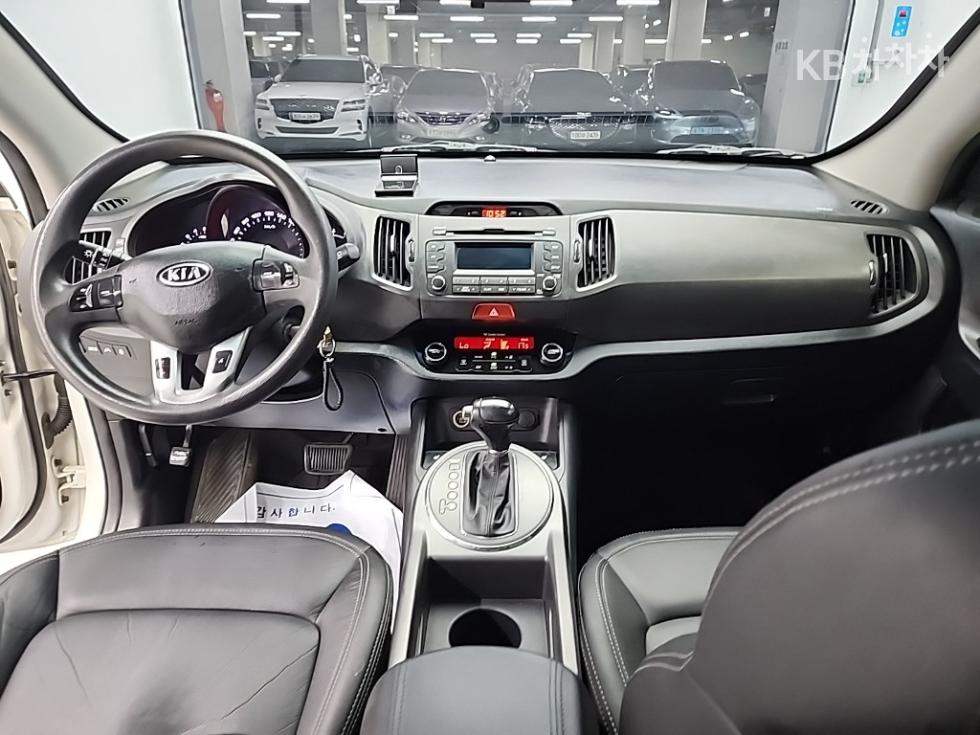 2011 - kia sportage