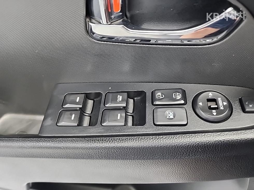 2011 - kia sportage