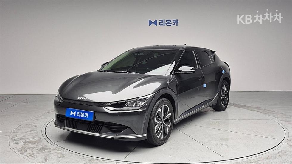 2023 Kia EV6 Long Range 2WD air