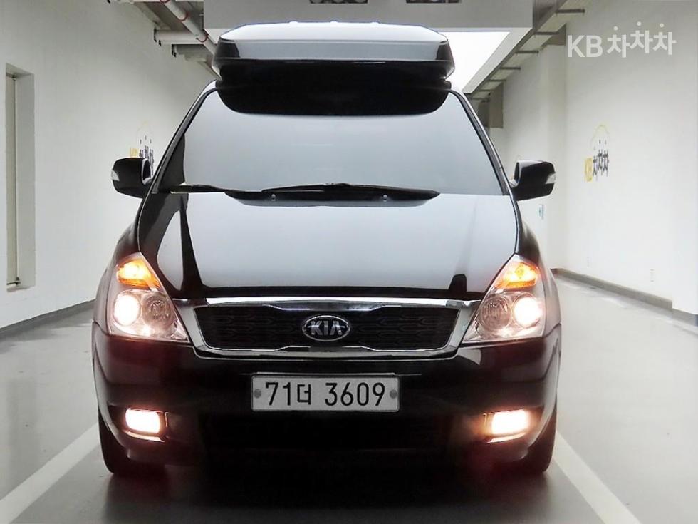 2013 kia carnival