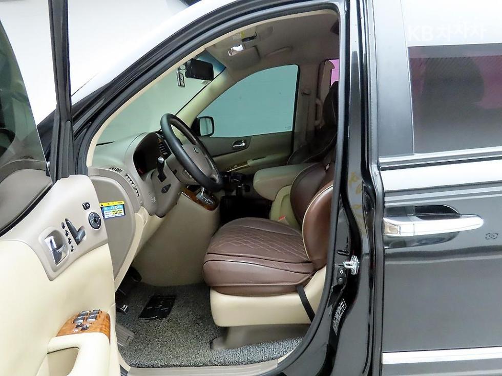 2013 - kia carnival