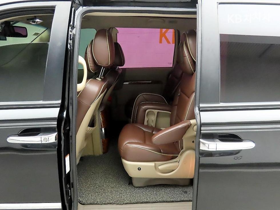 2013 - kia carnival