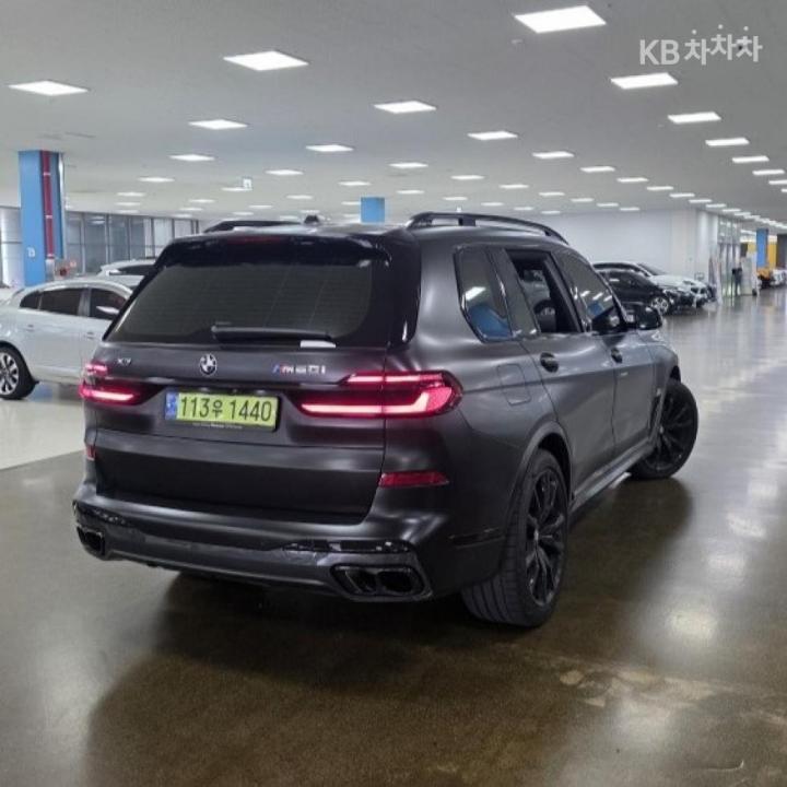 BMW X7 — miniaturë 3