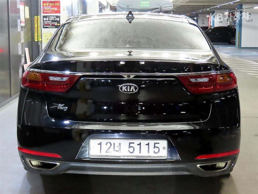 2017 - kia k7