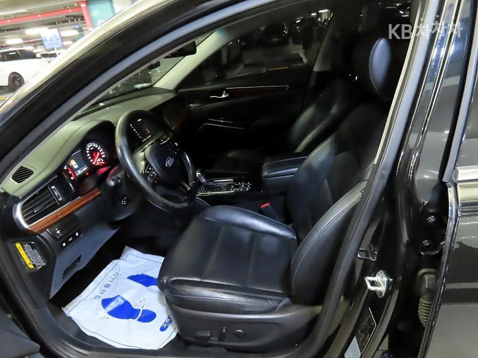 2017 - kia k7