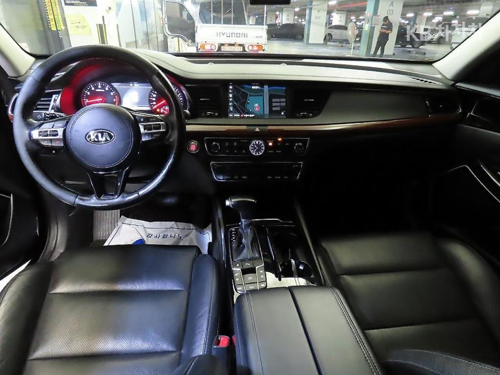 2017 - kia k7