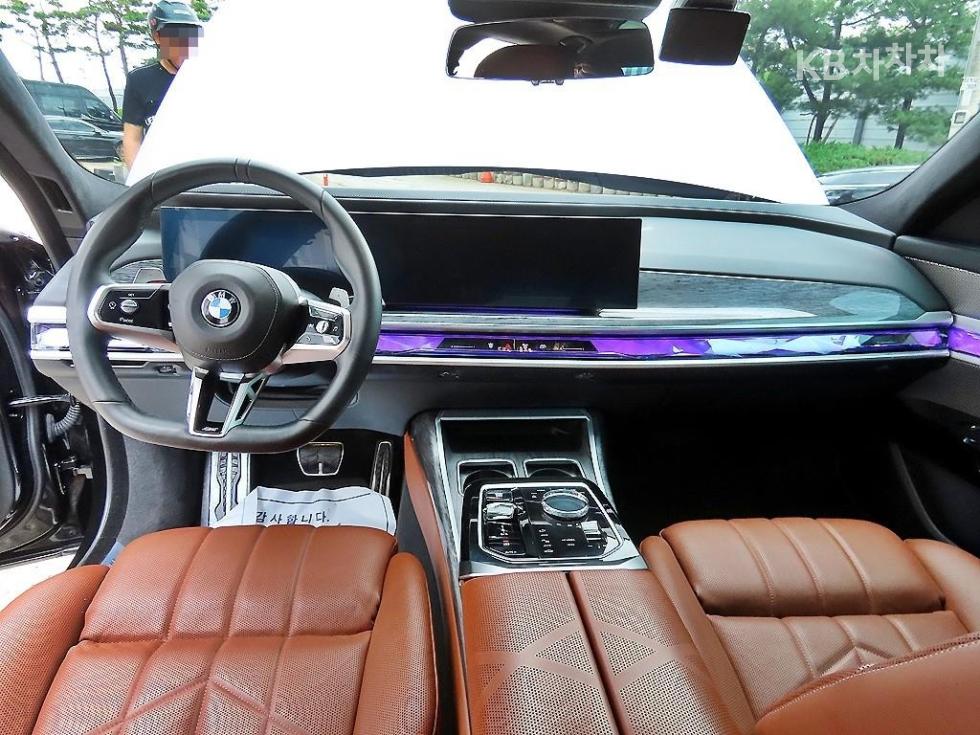 BMW 7er — miniaturë 7