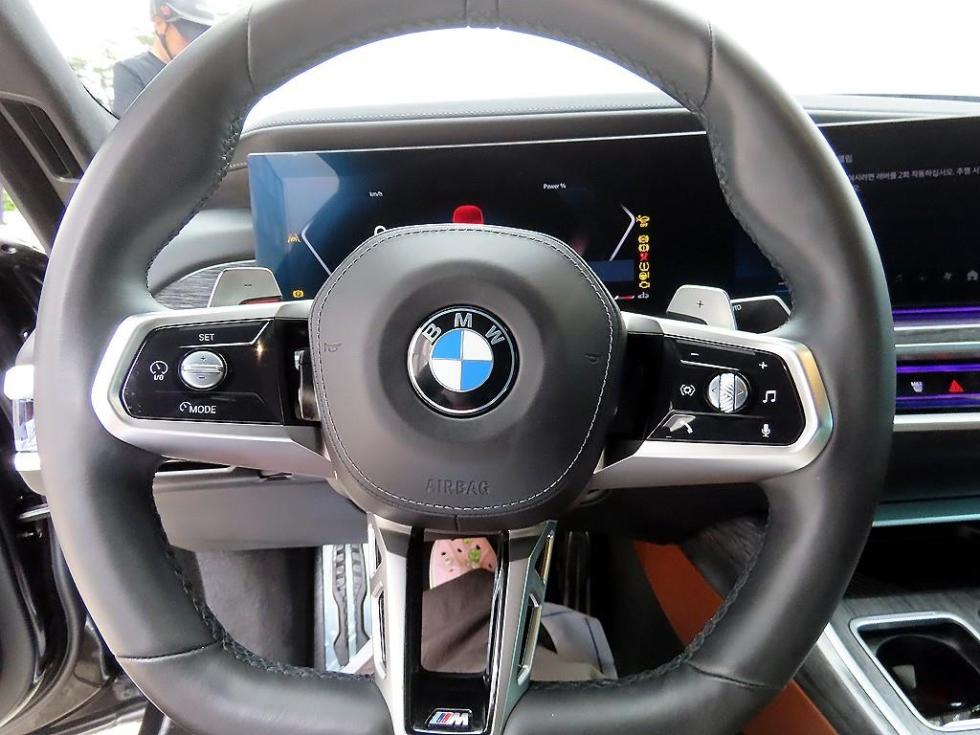BMW 7er — miniaturë 8