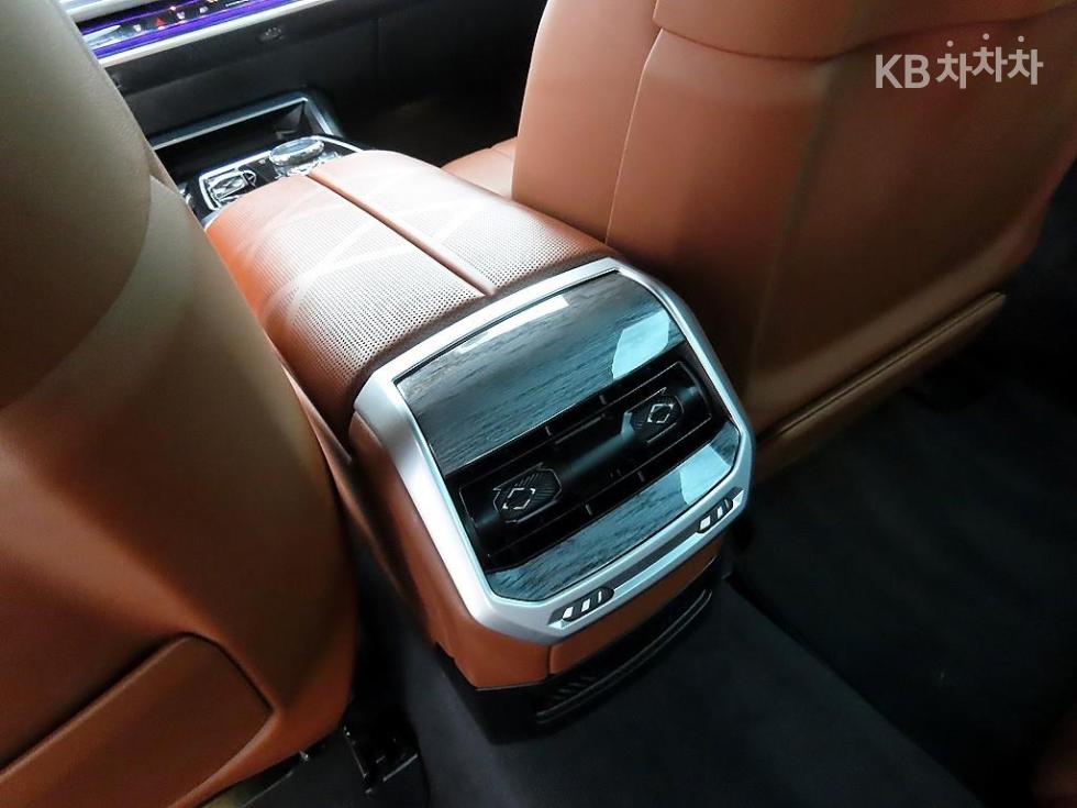 BMW 7er — miniaturë 14