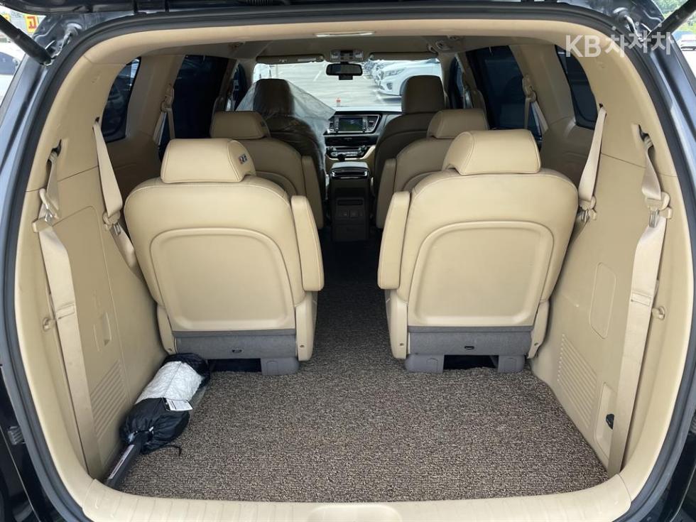 2016 - kia carnival