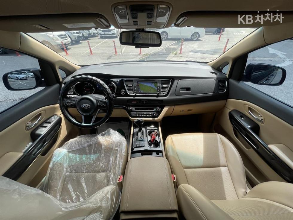 2016 - kia carnival