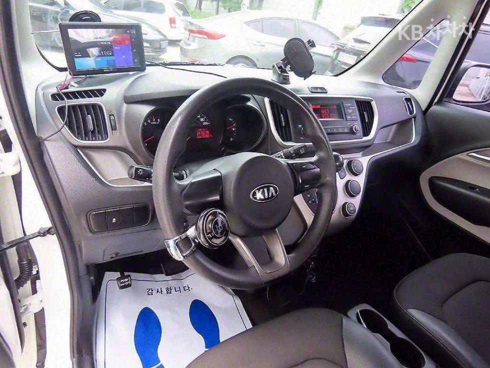 2019 - kia ray