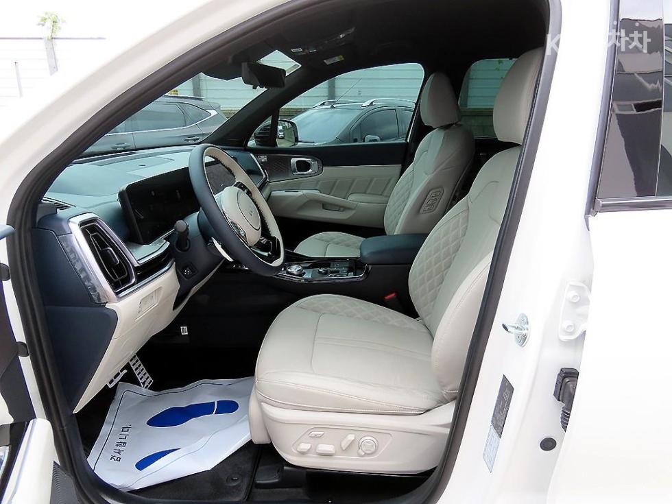2024 - kia sorento