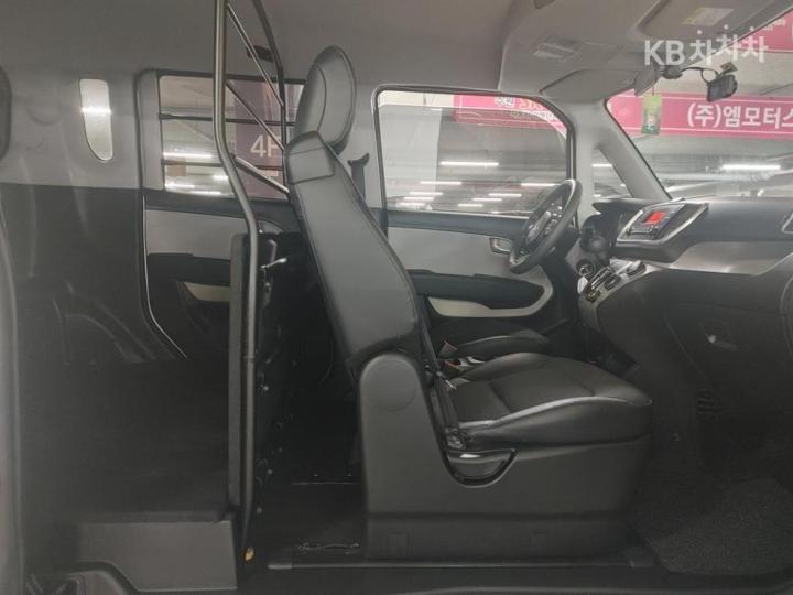 Kia Ray Van 1.0 Gasoline Van Standard — фото 5