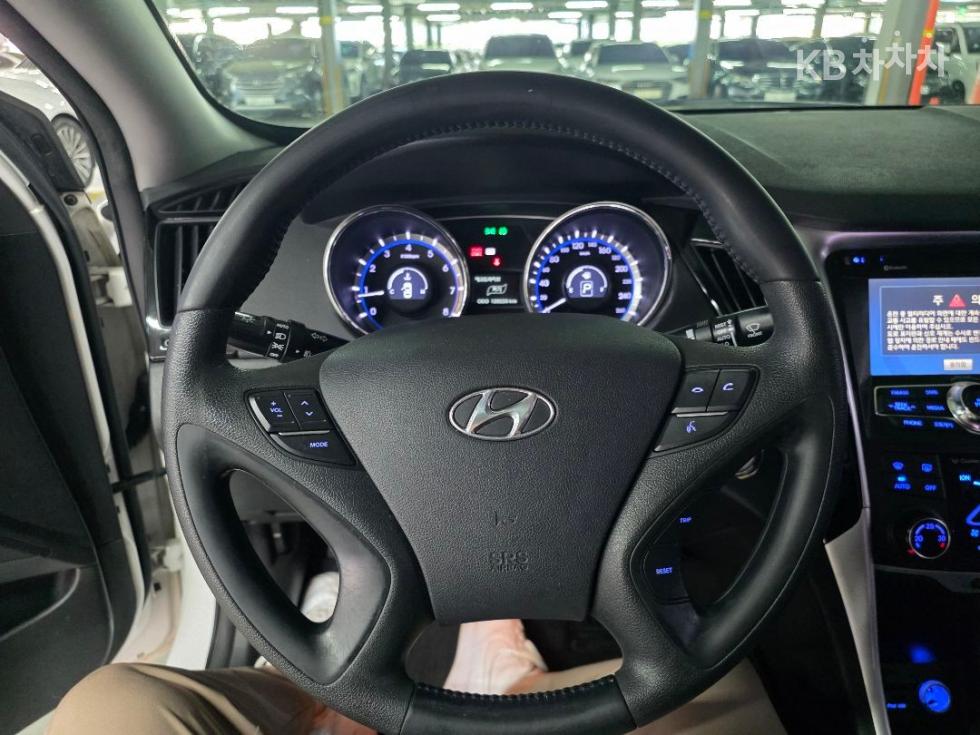 Hyundai Sonata — miniaturë 4