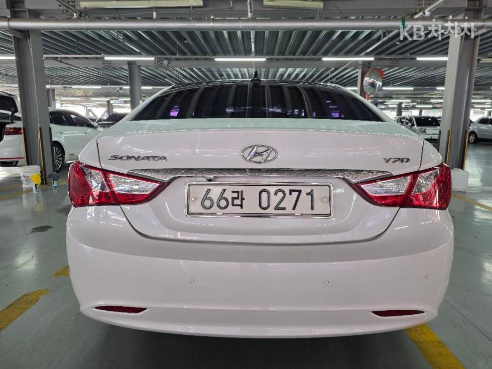 Hyundai Sonata — miniaturë 14