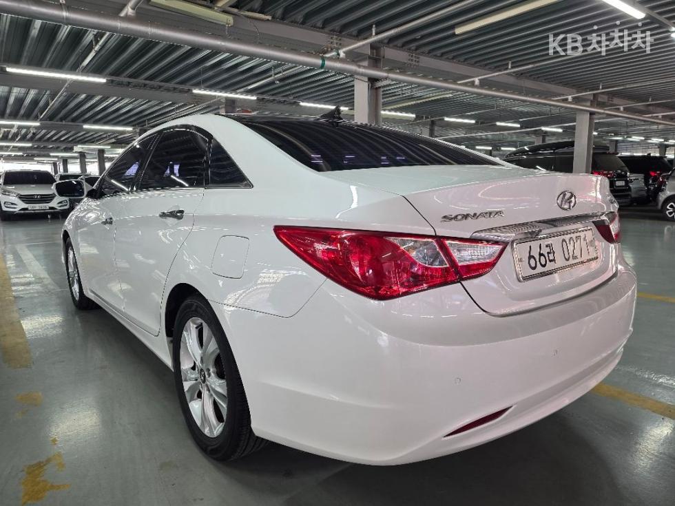 Hyundai Sonata — miniaturë 15