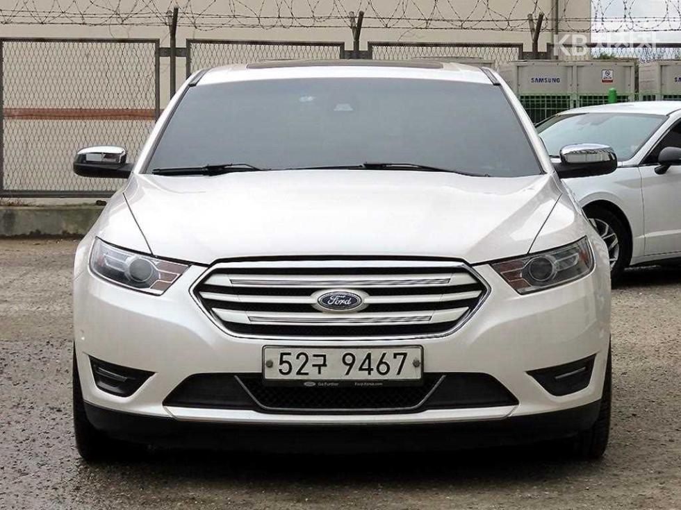 2017 ford taurus