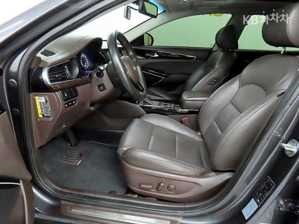 2017 - kia k7
