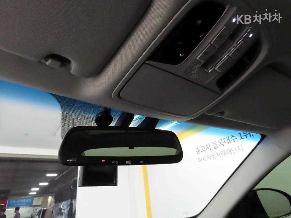 2017 - kia k7
