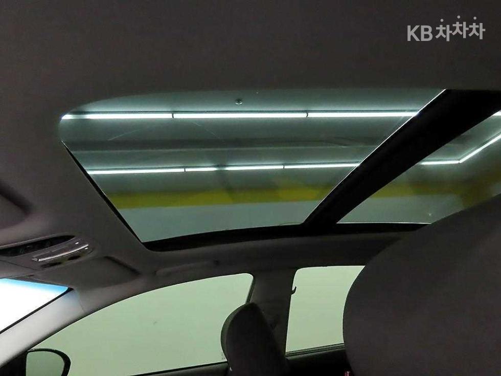 2017 - kia k7