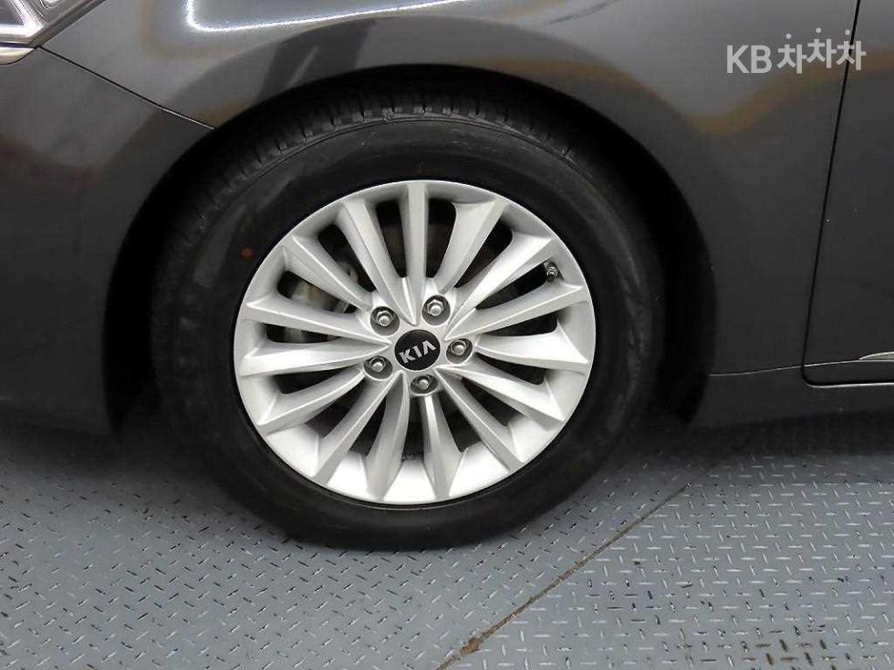 2017 - kia k7
