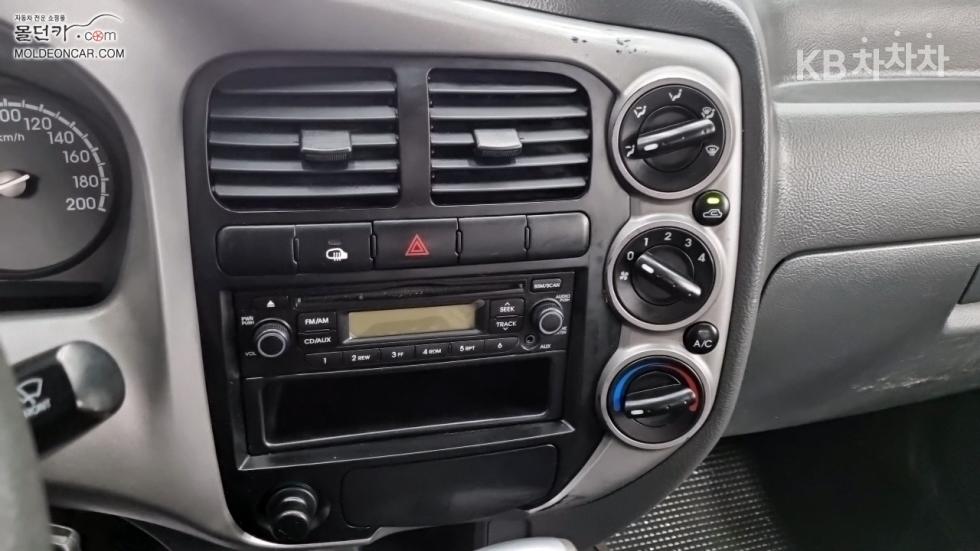 2013 - kia bongo iii