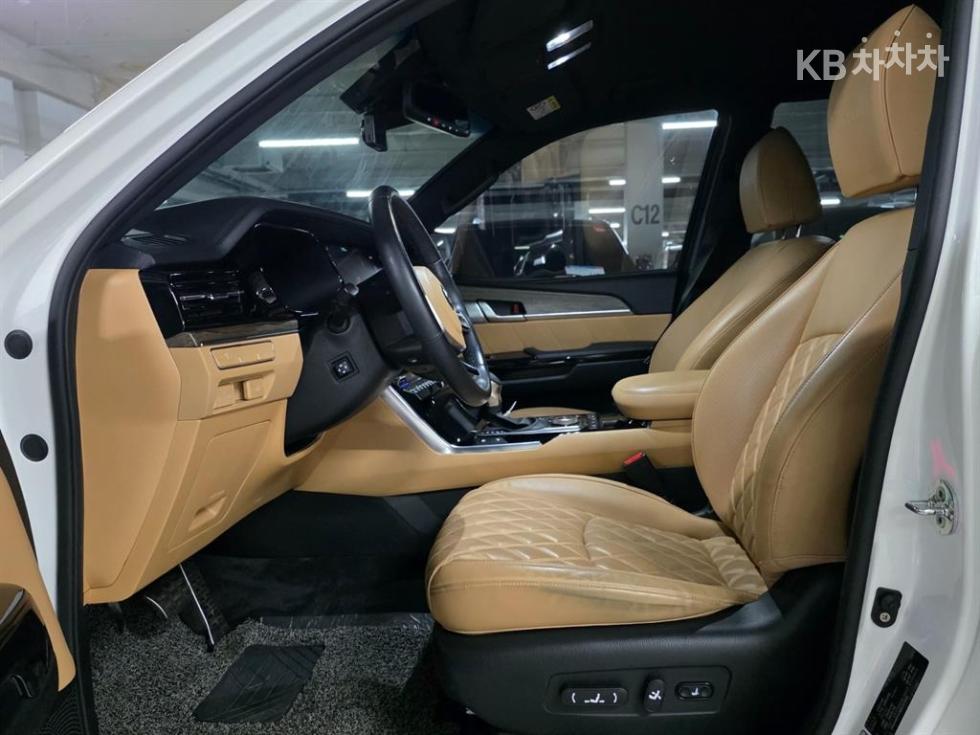 2021 - kia mohave
