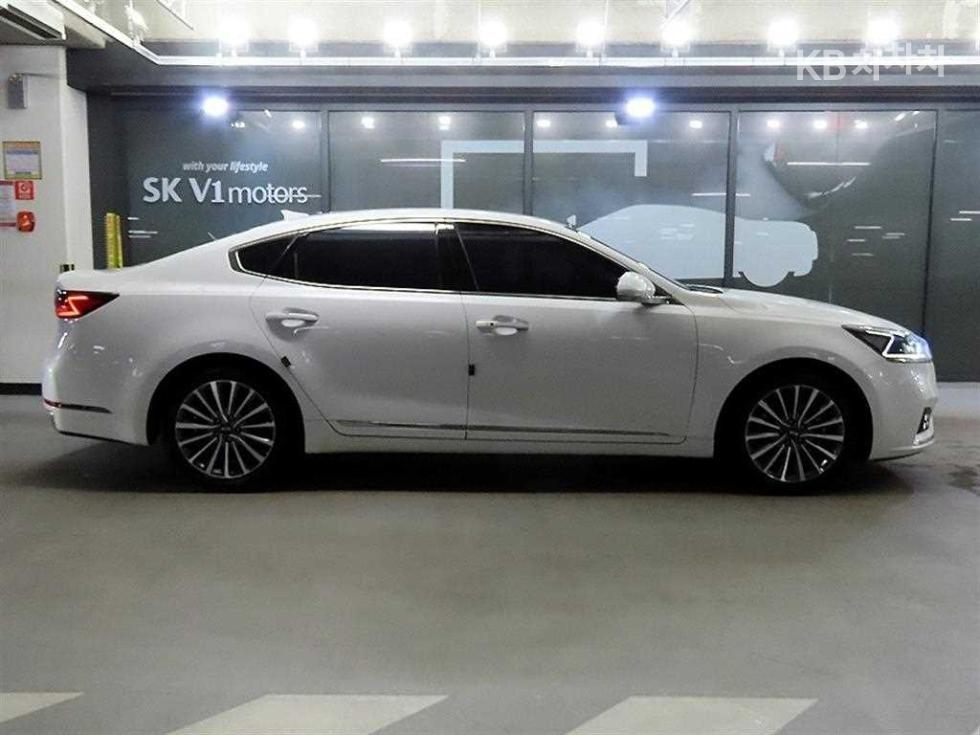 2019 - kia k7