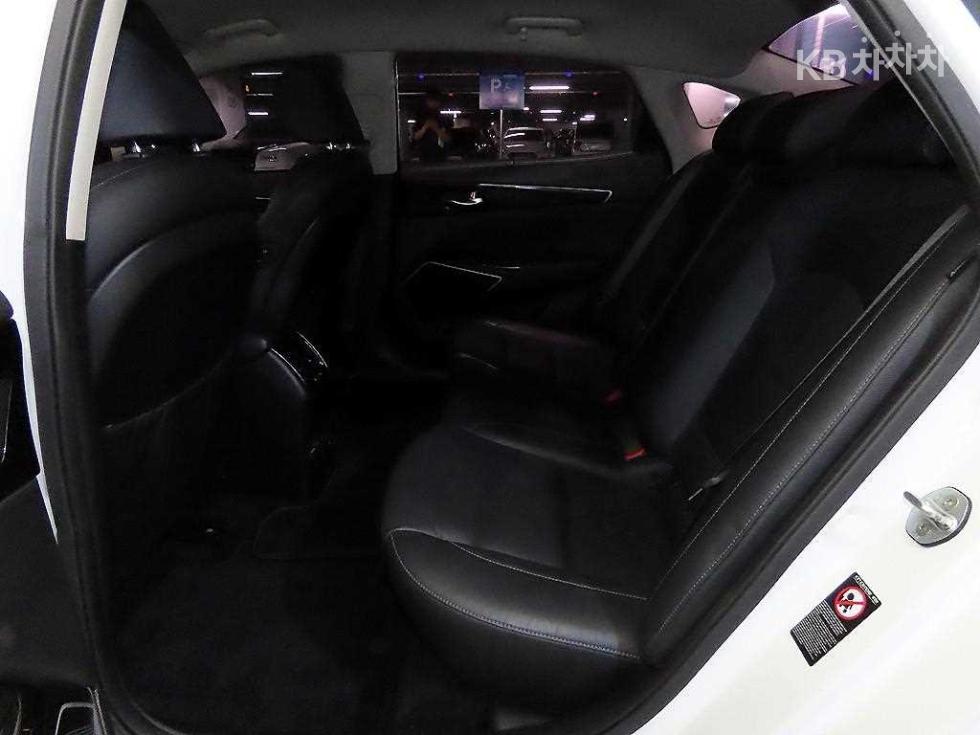 2019 - kia k7