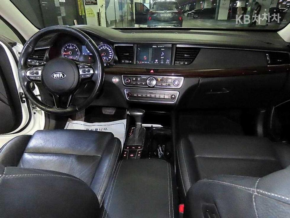 2019 - kia k7