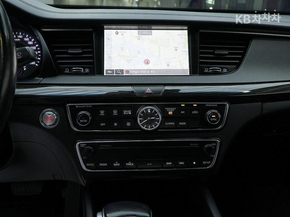 2017 - kia k7