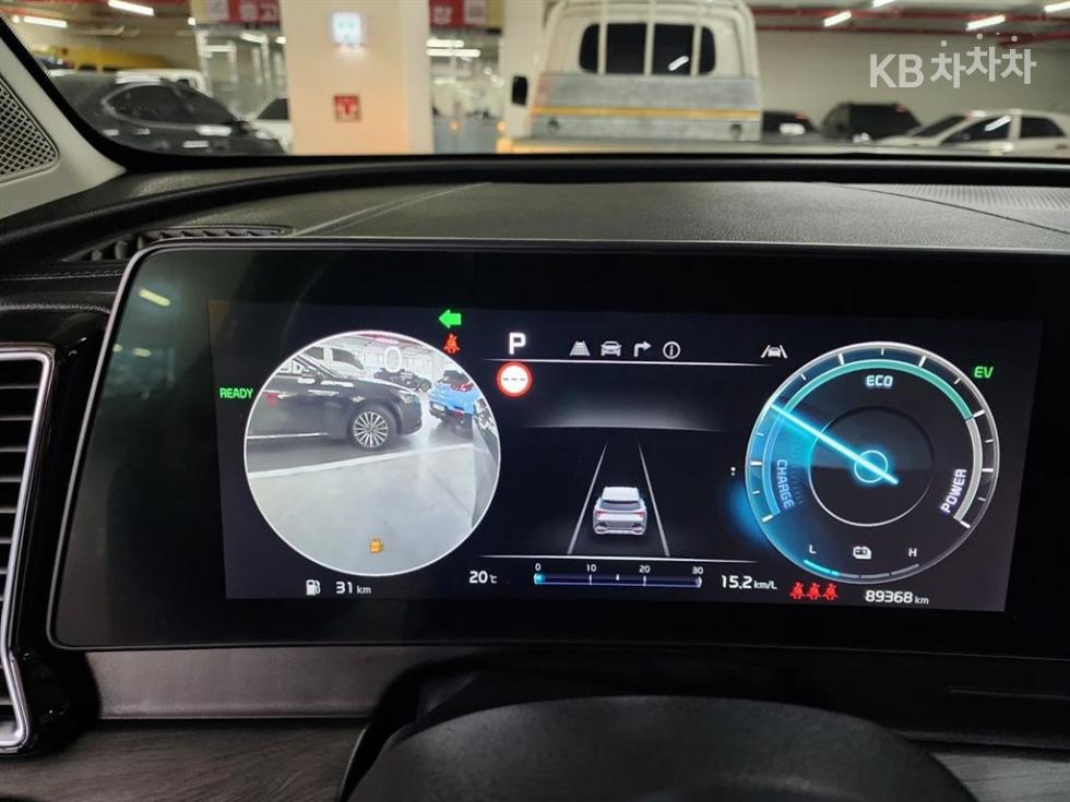2023 - kia sportage