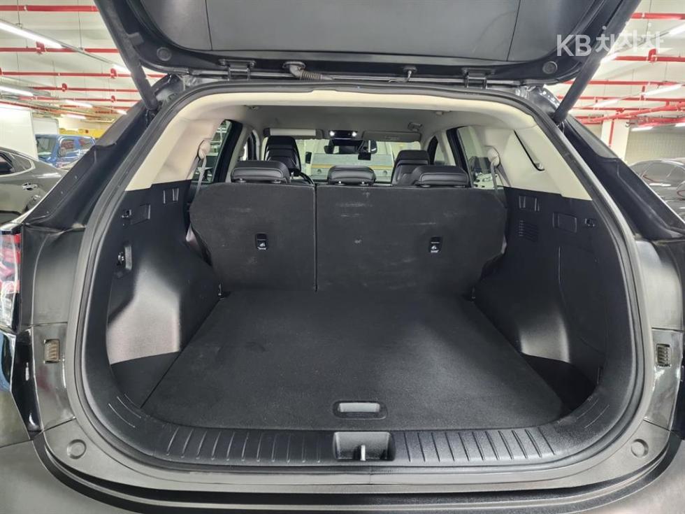 2023 - kia sportage