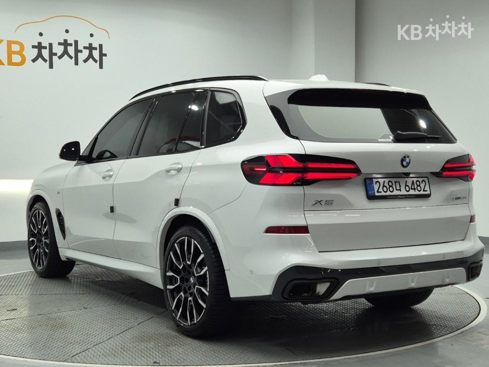 BMW X5 — miniaturë 2