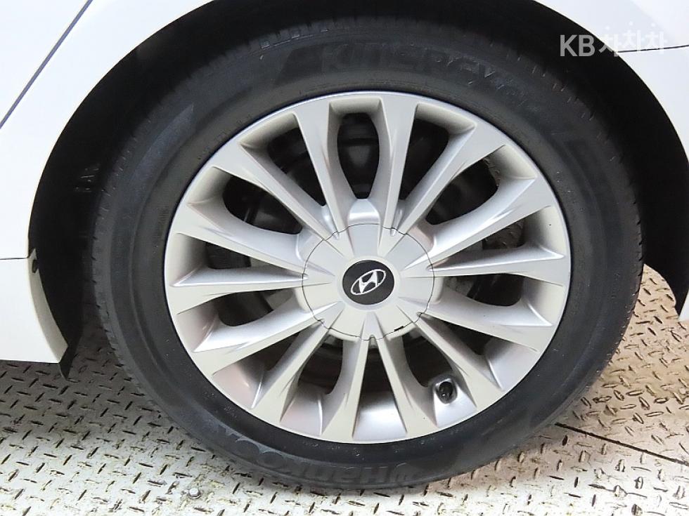 Hyundai Sonata — miniaturë 20