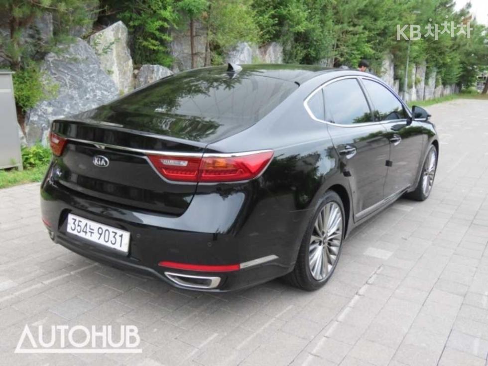 2019 - kia k7