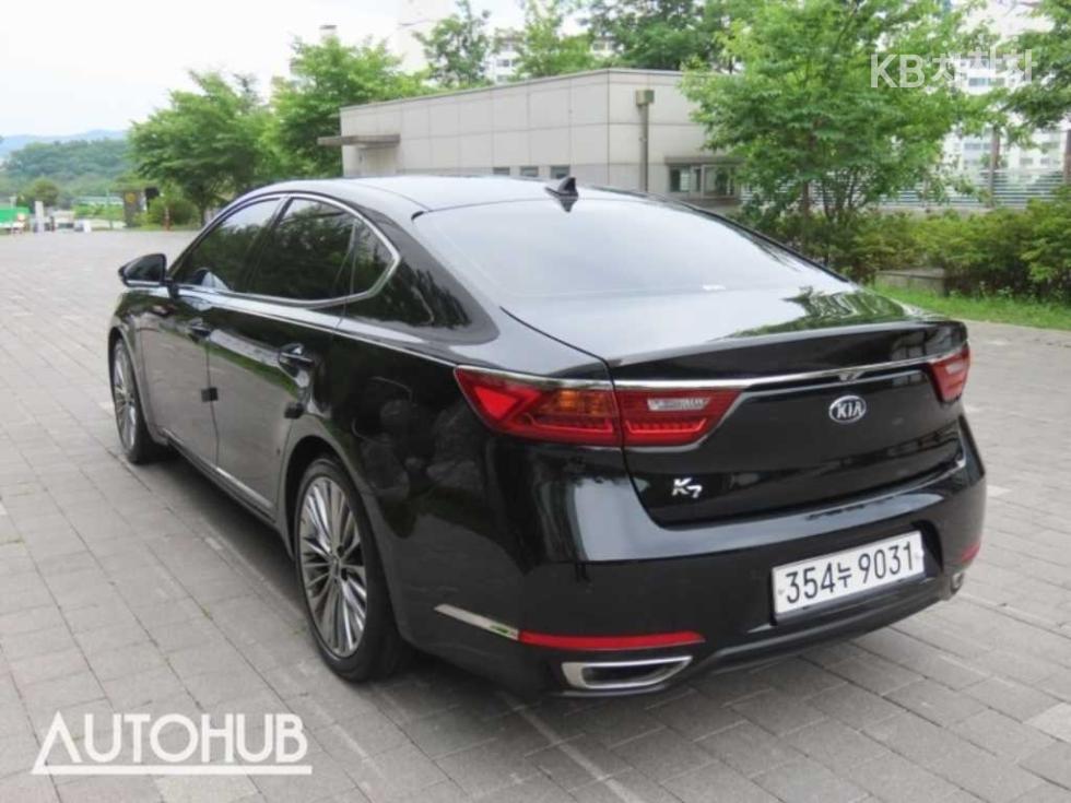 2019 - kia k7