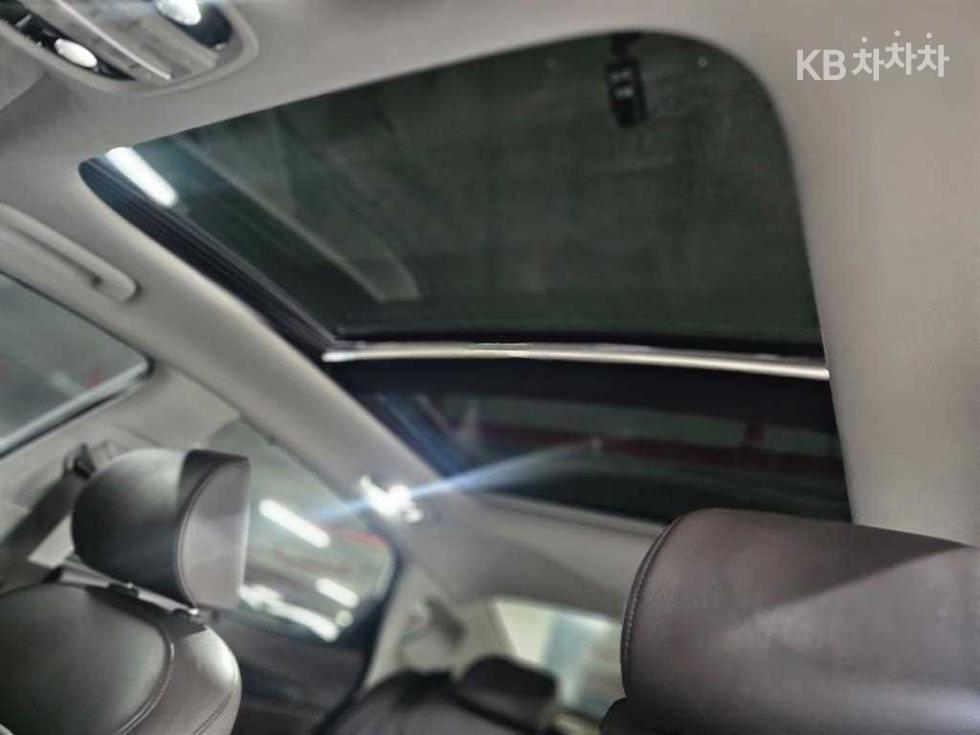 2017 - kia k7