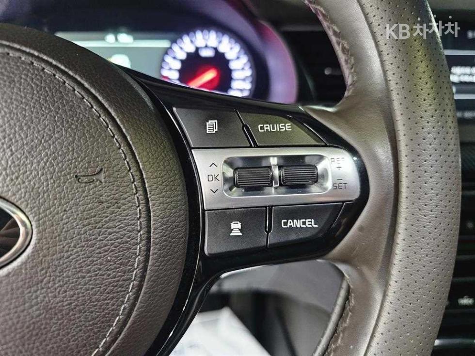 2017 - kia k7