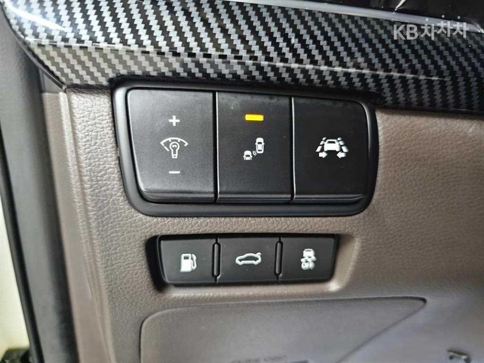 2017 - kia k7