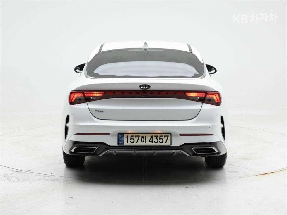 2021 - kia k5